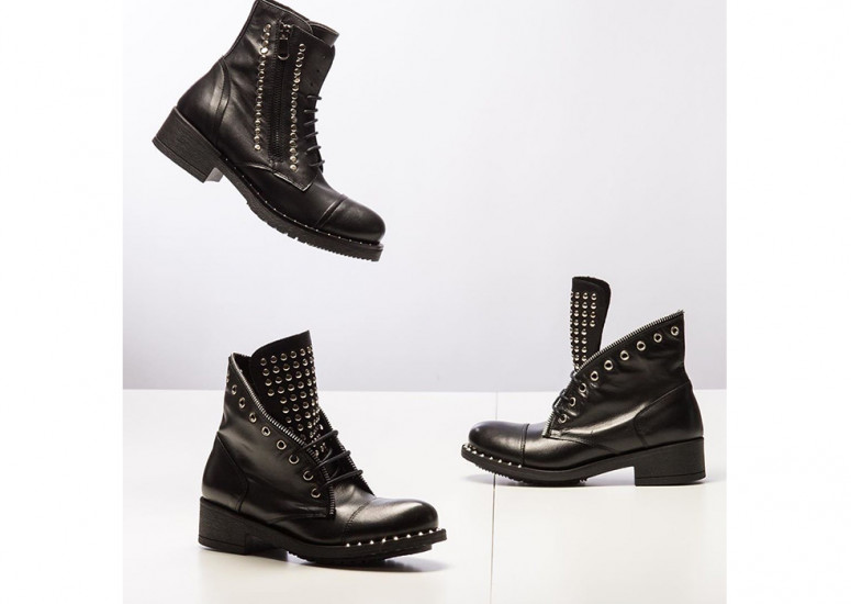 grunge style boots