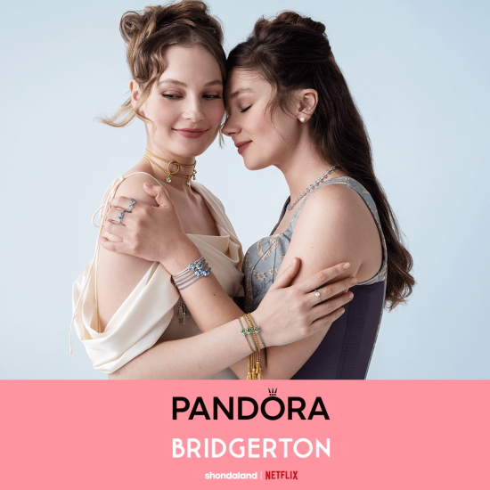 Сезон із прикрасами Pandora та Bridgerton